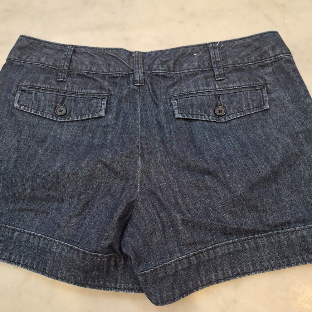 Gap Denim Shorts Womens Size 6 Dark Wash Cuffed Cotton Casual Summer Jean Shorts - Picture 7 of 7